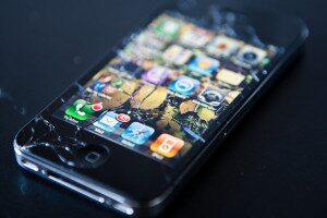 замена стекла на iphone 4s
