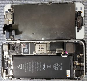 замена аккумулятора Iphone в Раменках