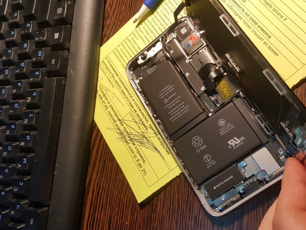 Восстановленный iPhone X на ремонте в сервисе Ремдевайс