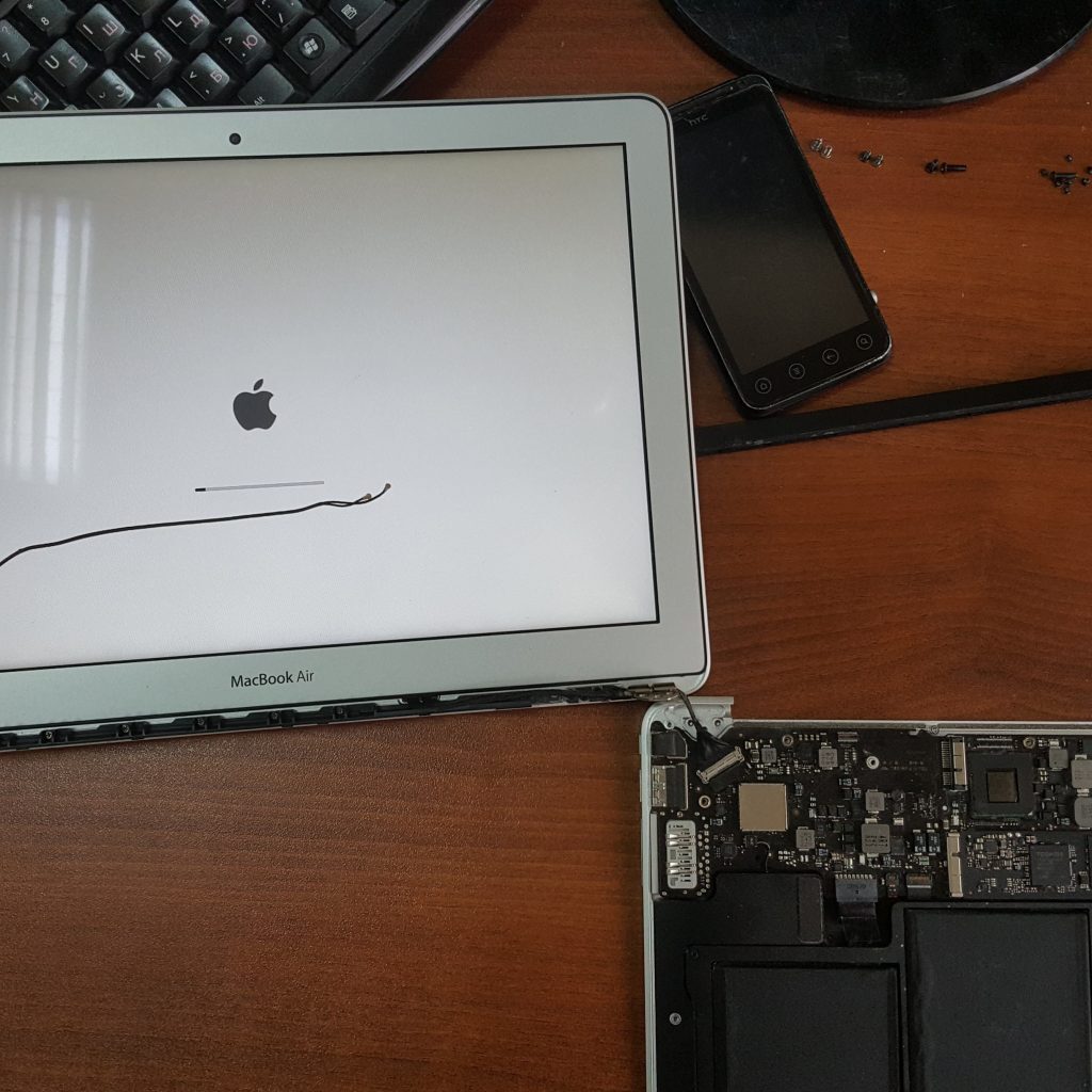 Проверка работы LED подсветки экрана macbook