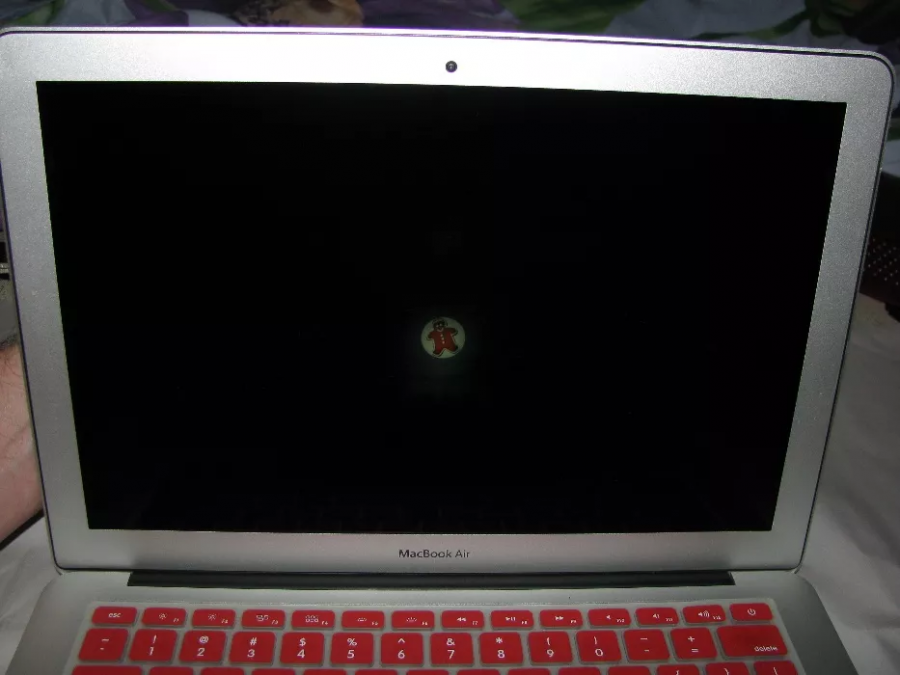 Нет подсветки изображения macbook