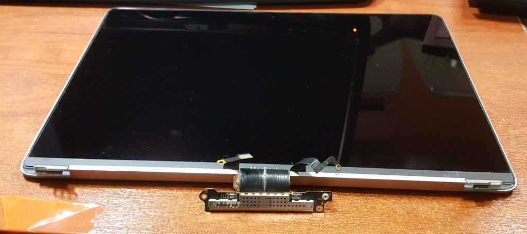 замена матрицы macbook замена матрицы macbook