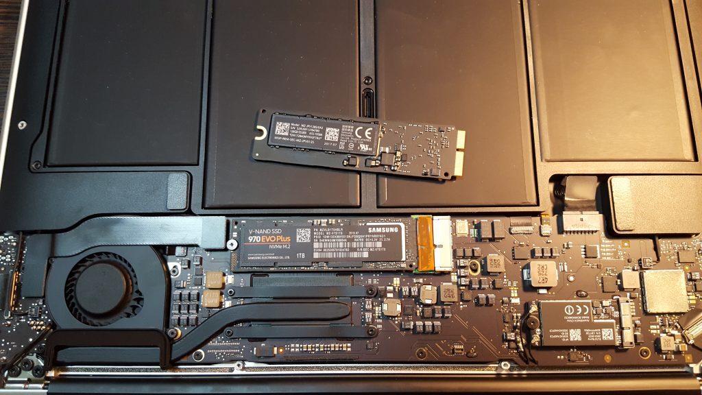 SSD Samsung EVO на месте оригинального накопителя Apple