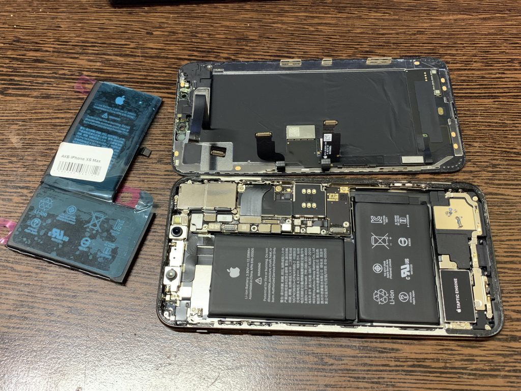 Вскрытый iPhone Xs Max - Remdevice
