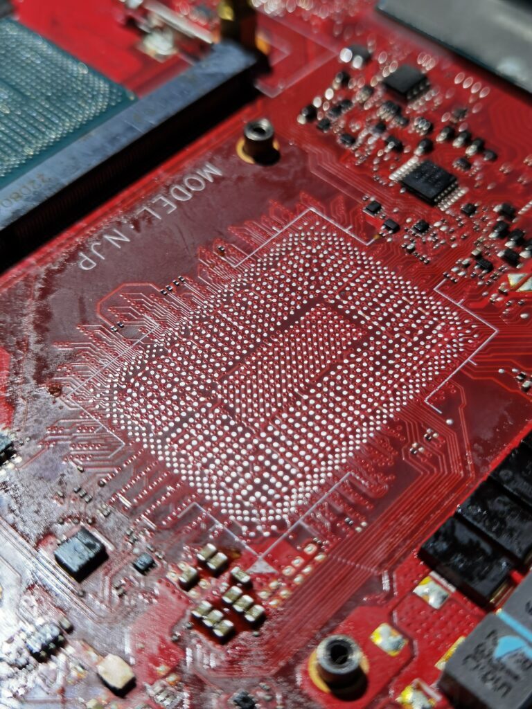 Замена процессора Ryzen после перегрева на ноутбуке Asus